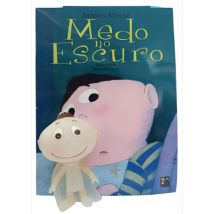 LIVRO MEDO NO ESCURO COM BONECO PÉ DA LE